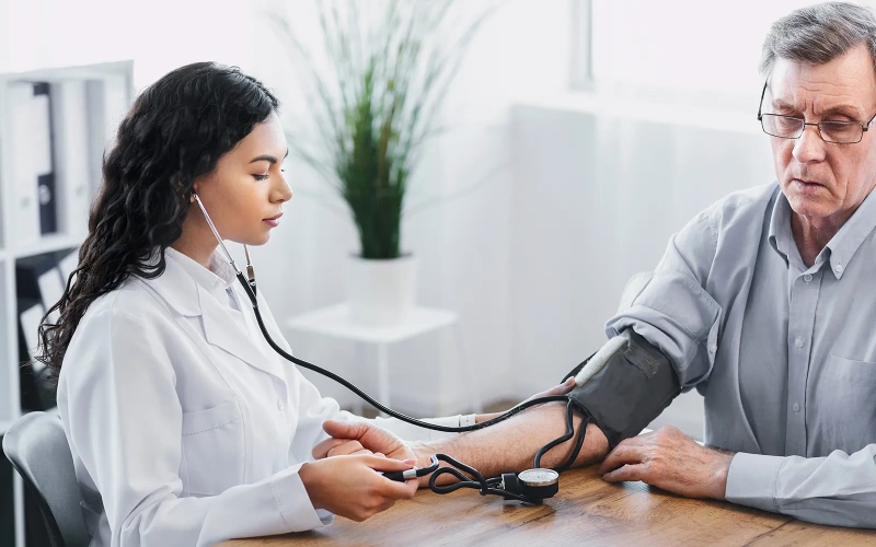 کنترل فشار خون بالا در بیماران قلبی